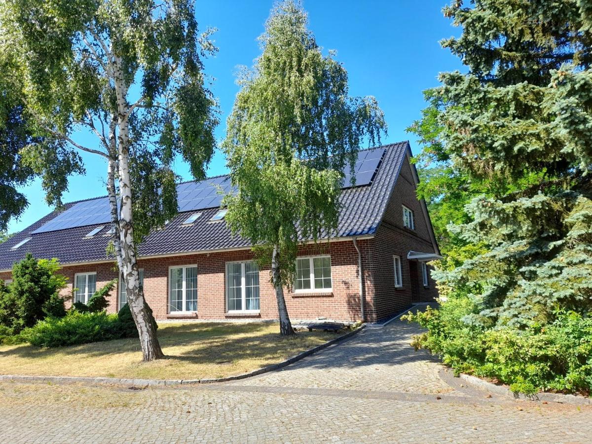 Gaestehaus Weinberge Elsterwerda Екстериор снимка